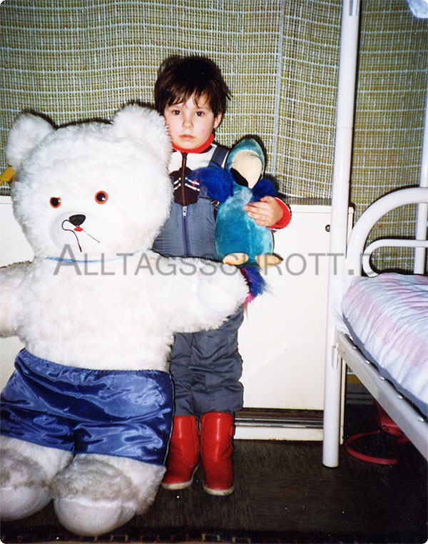 #bloggerfuerfluechtlinge - Flüchtlingskind - 1989