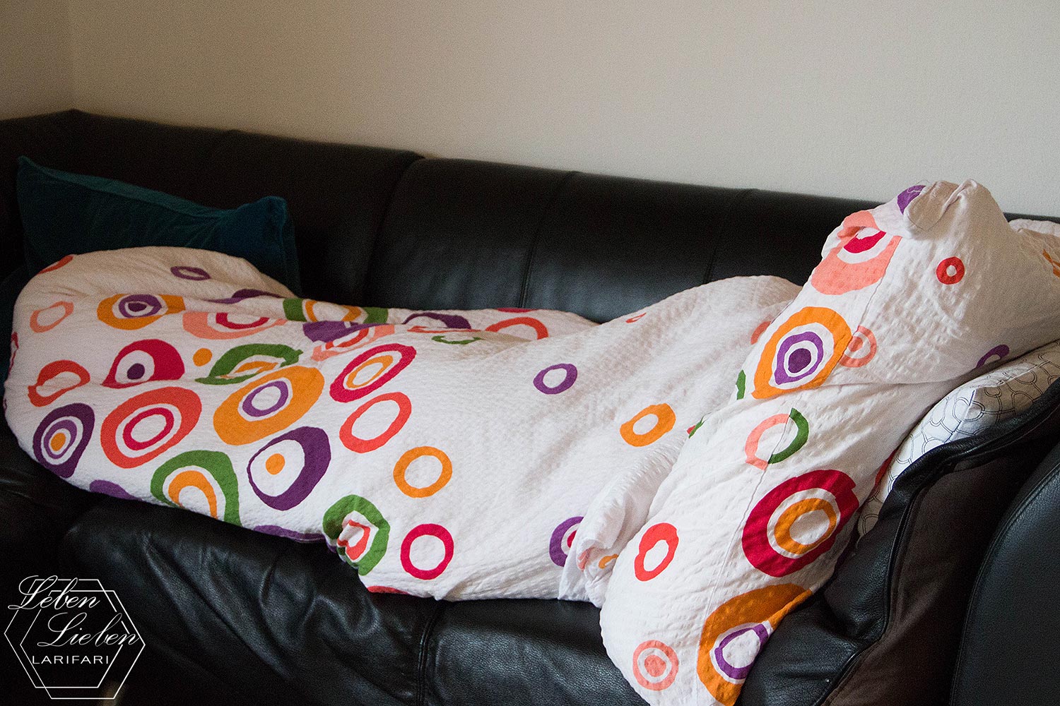 #WIB – müder Teenager schläft #WIB - müder Teenager schläft