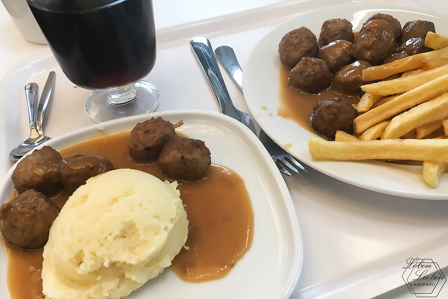 Mittagessen beim Möbelschweden